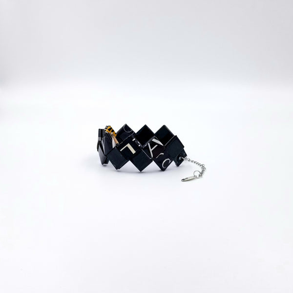 Elena Bracelet/Book Sign - Black - By Hands from Claudia